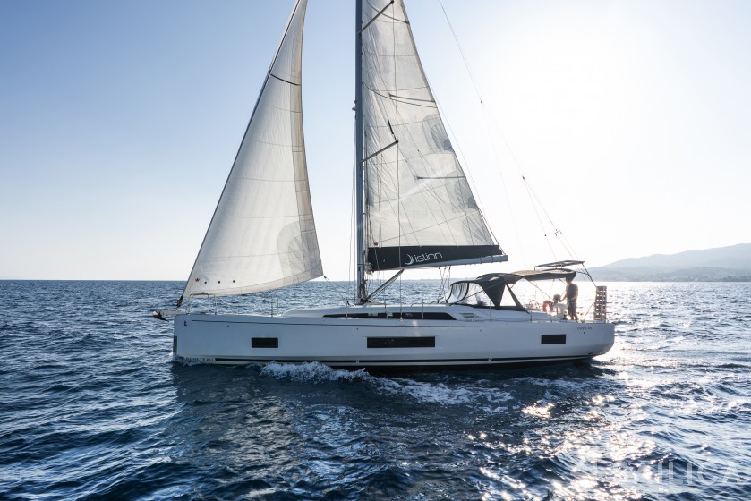 Oceanis 46.1 - Yacht Charter Sailica
