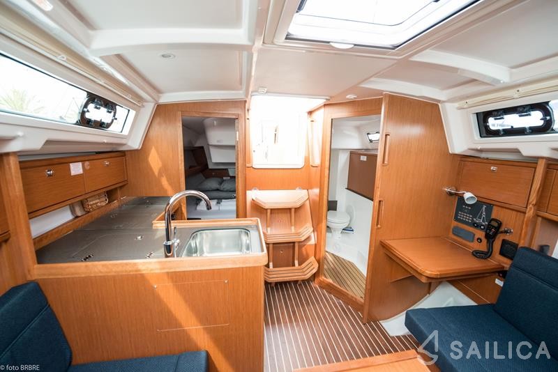 Bavaria 34 Cruiser - Yacht Charter Sailica