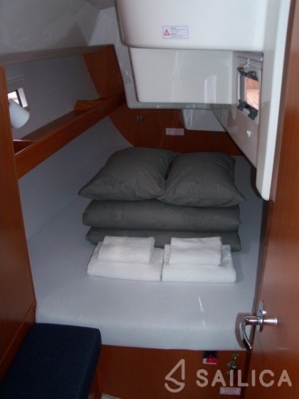 Bavaria 34 Cruiser - Yacht Charter Sailica