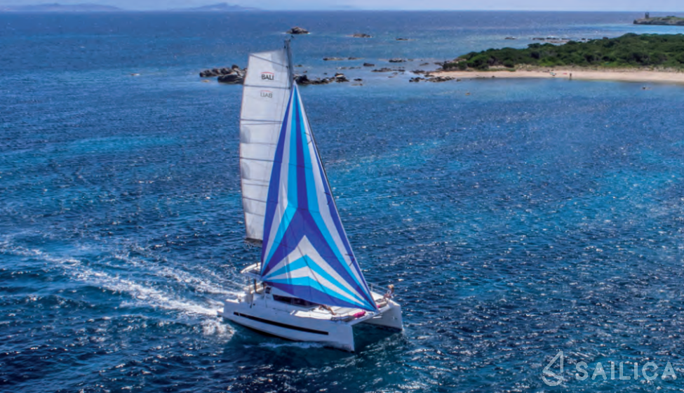 Bali 4.1 - Yacht Charter Sailica