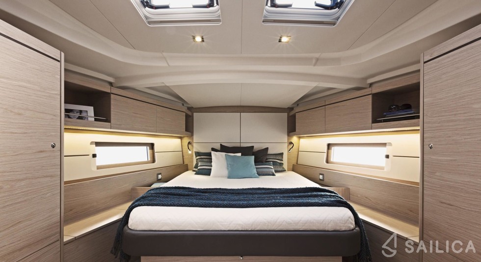Oceanis 46.1 - Yacht Charter Sailica