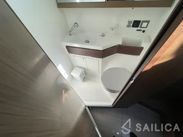 Oceanis 46.1 - Yacht Charter Sailica