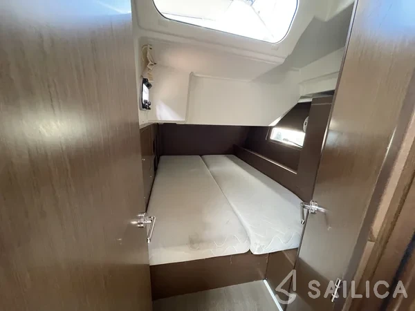 Oceanis 46.1 - Yacht Charter Sailica