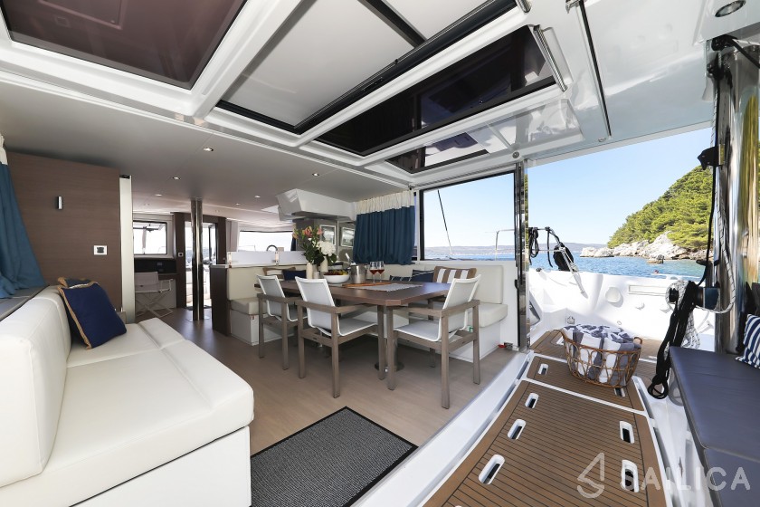 Bali 4.8  - Yacht Charter Sailica