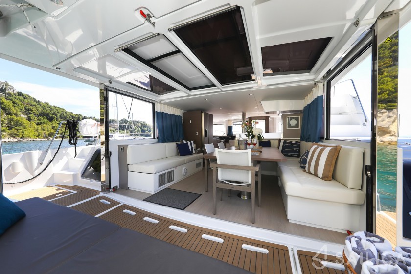 Bali 4.8  - Yacht Charter Sailica