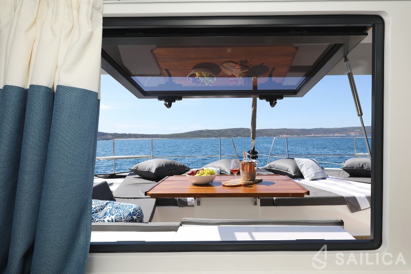Bali 4.8  - Yacht Charter Sailica