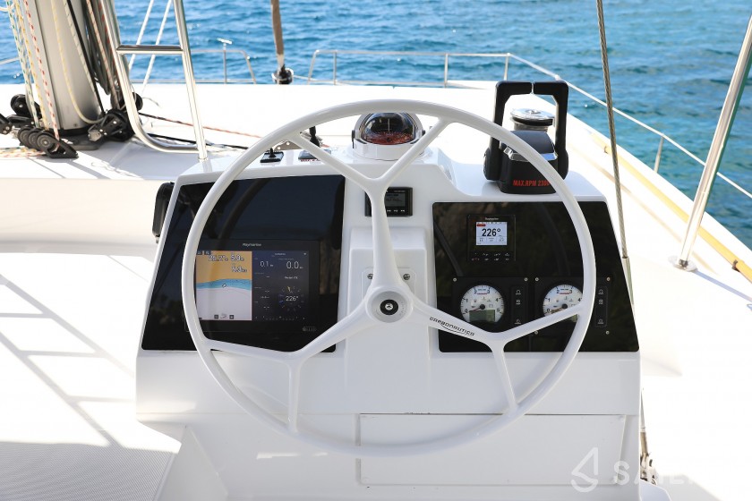 Bali 4.8  - Yacht Charter Sailica