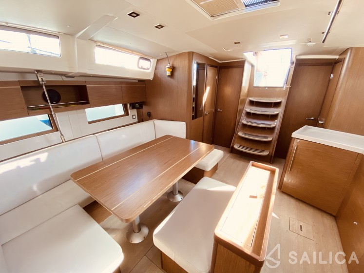 Oceanis 46.1 - Yacht Charter Sailica
