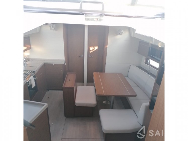 Oceanis 46.1 - Yacht Charter Sailica