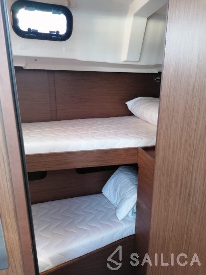 Oceanis 46.1 - Yacht Charter Sailica