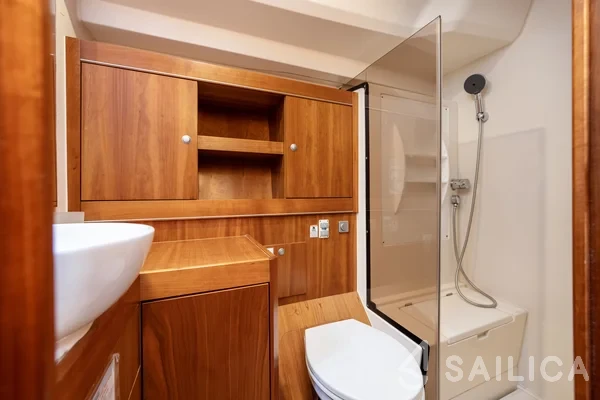 Hanse 575 - Yacht Charter Sailica