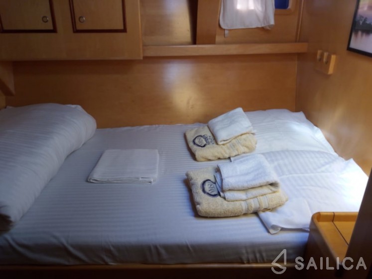 Dynamique 62 - Yacht Charter Sailica