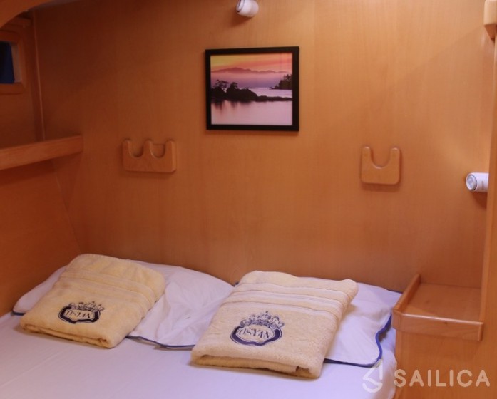 Dynamique 62 - Yacht Charter Sailica