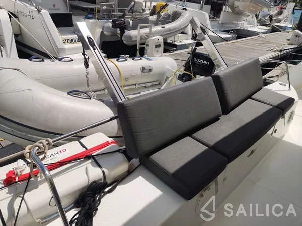 Lucia 40 - Yacht Charter Sailica