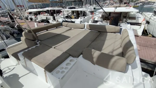 Bali Catspace - Yacht Charter Sailica
