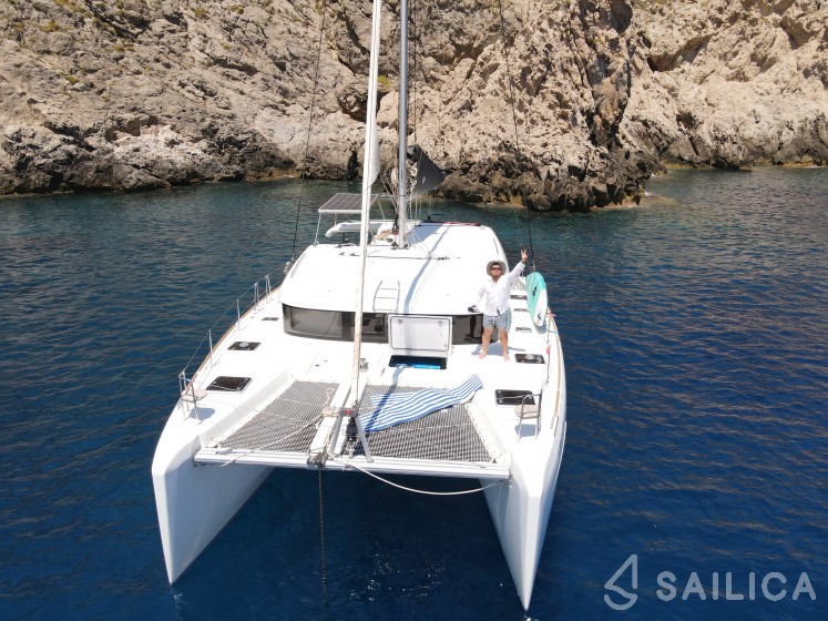 Lagoon 40 - Yacht Charter Sailica