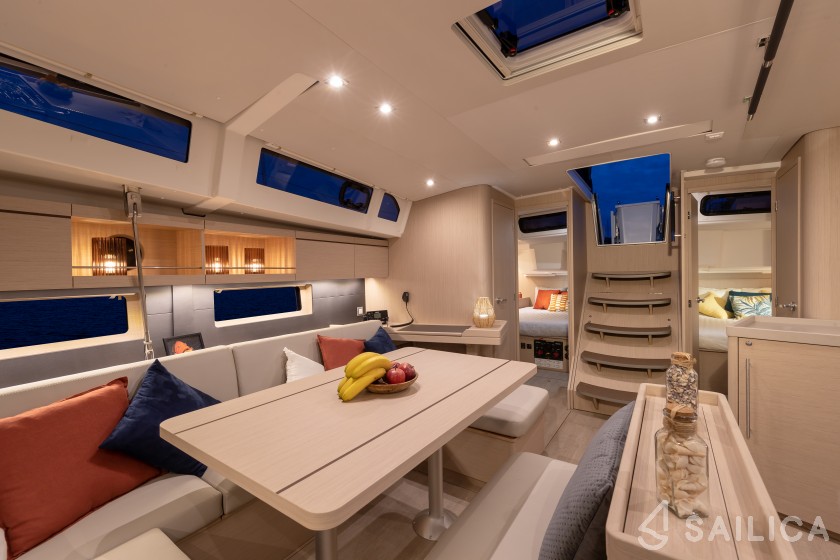 Oceanis 46 - Yacht Charter Sailica