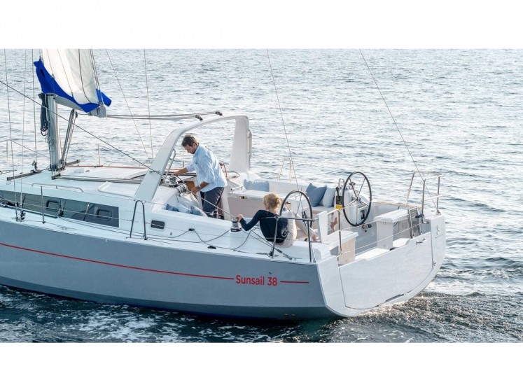 Sun Odyssey 389 - Yacht Charter Sailica