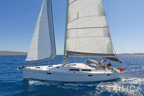 Hanse 415 - Yacht Charter Sailica