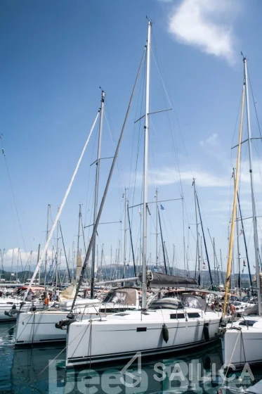 Hanse 415 - Yacht Charter Sailica