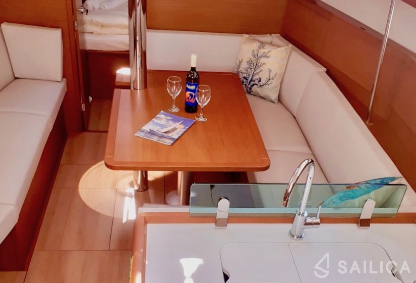 Sun Odyssey 389 - Yacht Charter Sailica
