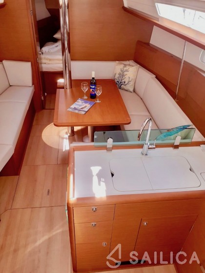 Sun Odyssey 389 - Yacht Charter Sailica