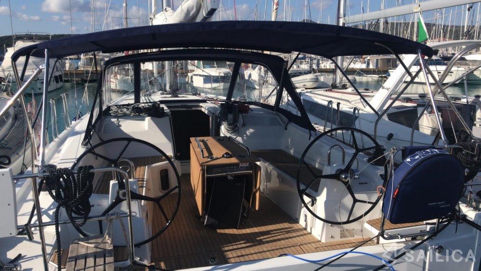 Oceanis 40.1 - Yacht Charter Sailica