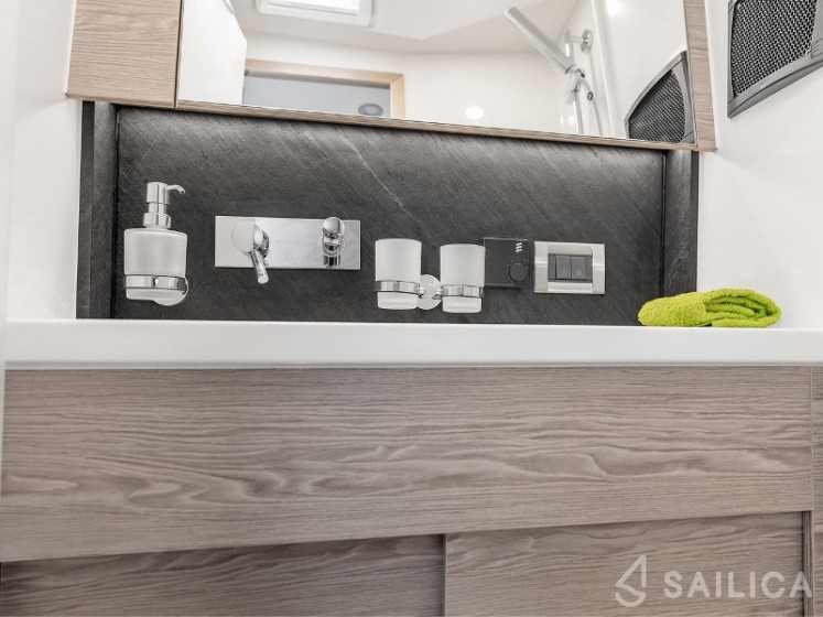 Hanse 508 - Yacht Charter Sailica