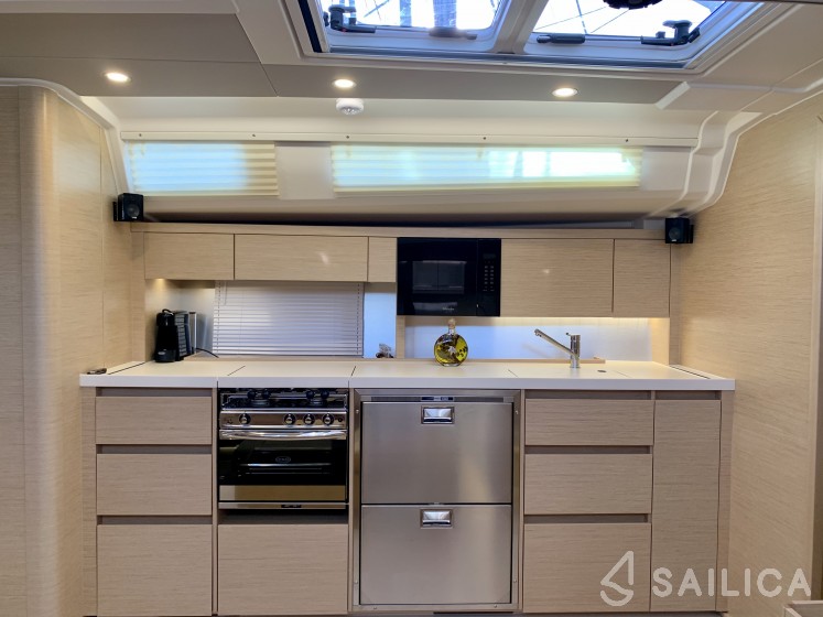 Hanse 508 - Yacht Charter Sailica