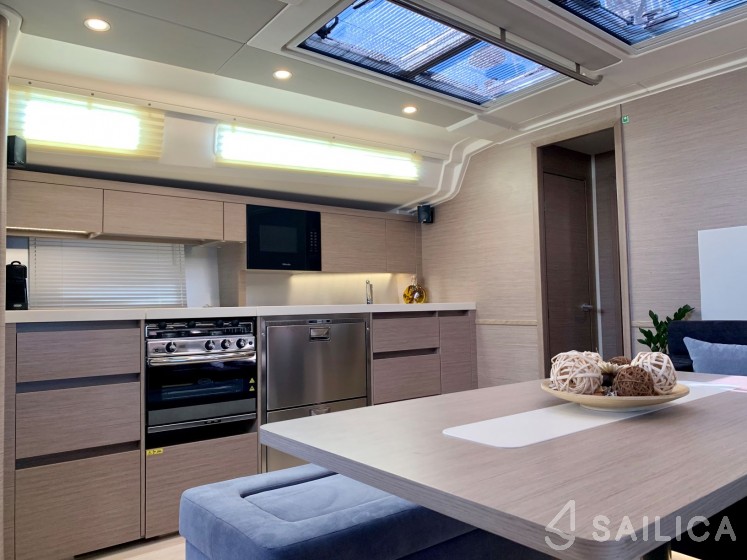 Hanse 508 - Yacht Charter Sailica