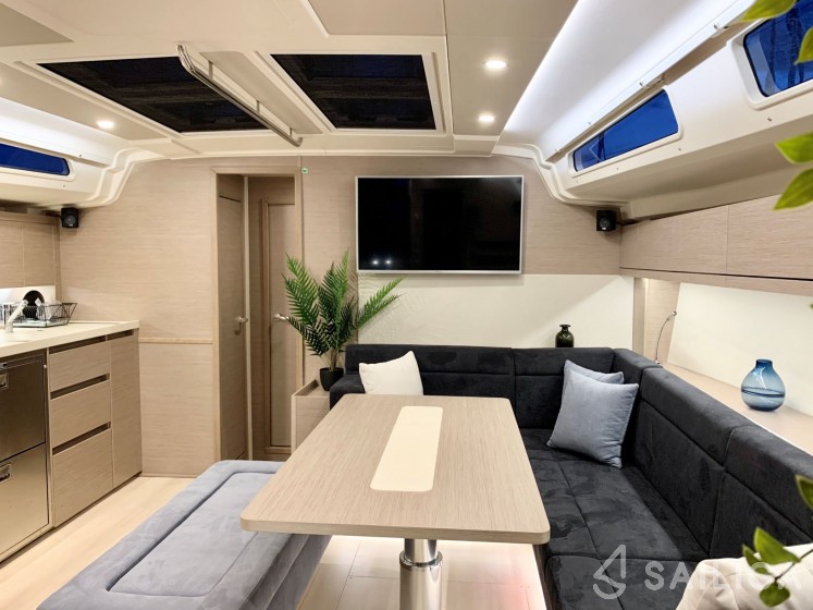 Hanse 508 - Yacht Charter Sailica
