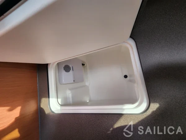 Bavaria 46 Cruiser - Yacht Charter Sailica