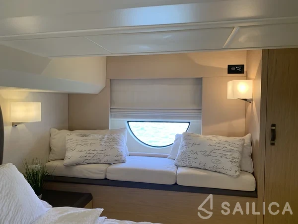 Monte Carlo 5 - Yacht Charter Sailica