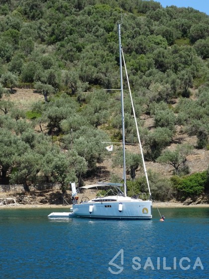 Sun Odyssey 349 - Yacht Charter Sailica