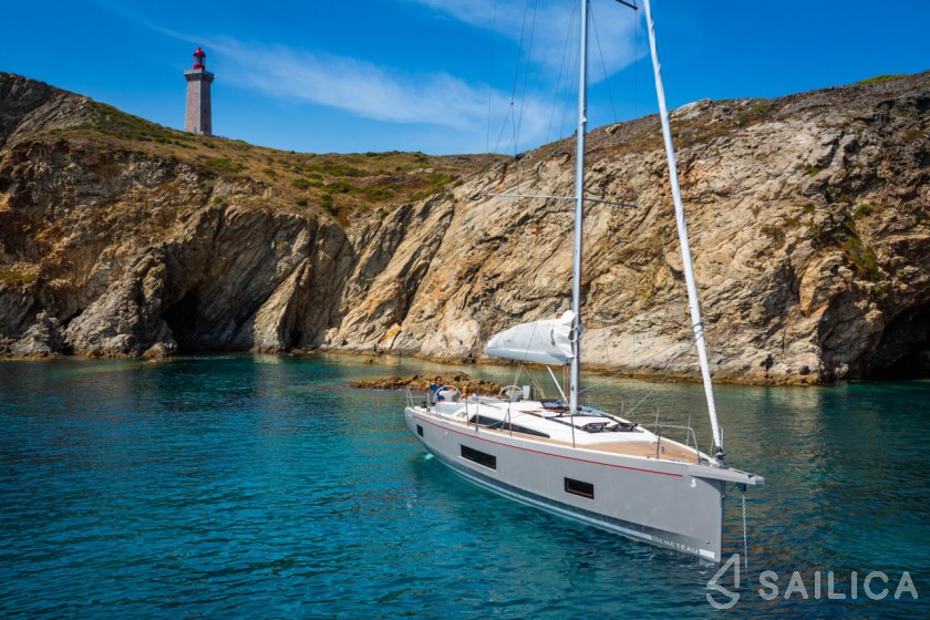 Oceanis 46.1 - Yacht Charter Sailica