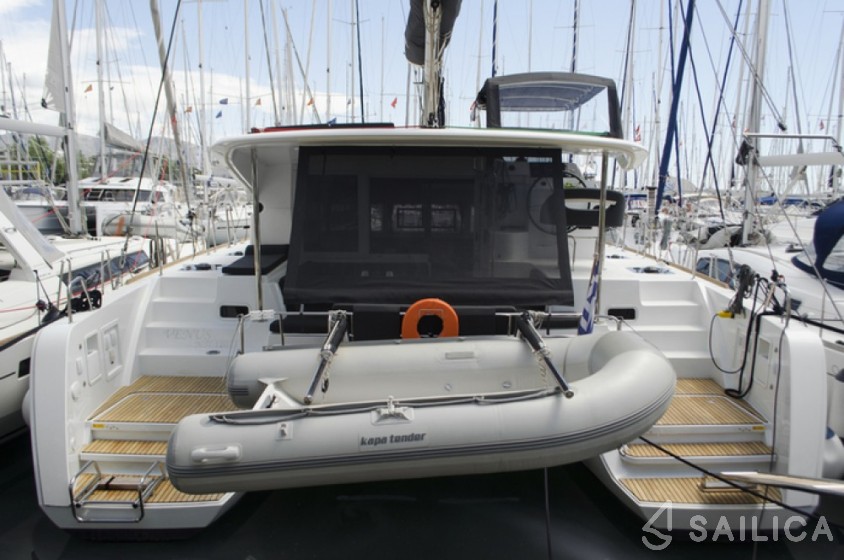 Lagoon 40 - Yacht Charter Sailica