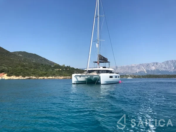 Lagoon 46  - Yacht Charter Sailica