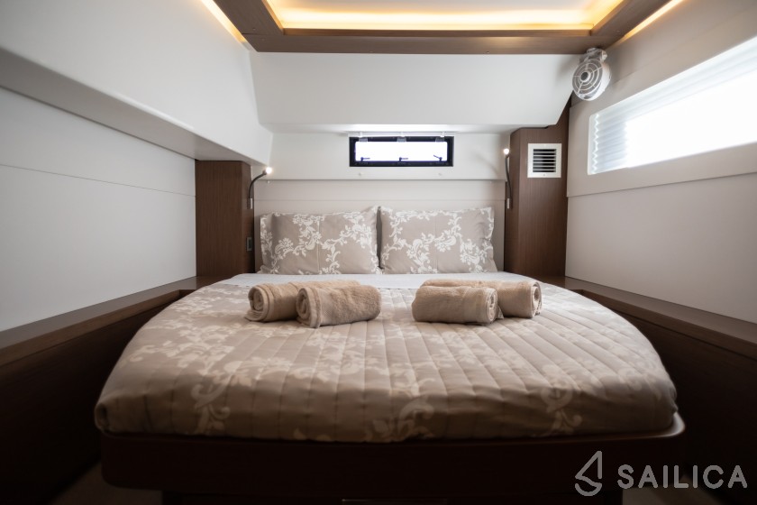 Lagoon 46  - Yacht Charter Sailica