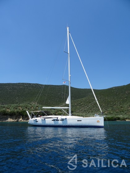 Sun Odyssey 519 - Yacht Charter Sailica