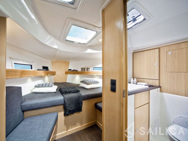 Bavaria 40 Cruiser S - Yacht Charter Sailica