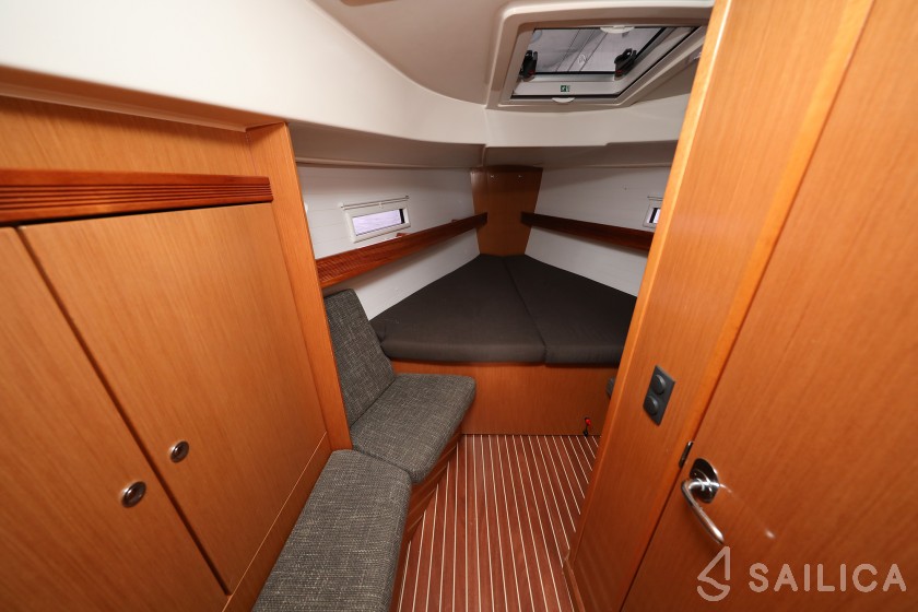 Bavaria 40 Cruiser S - Yacht Charter Sailica