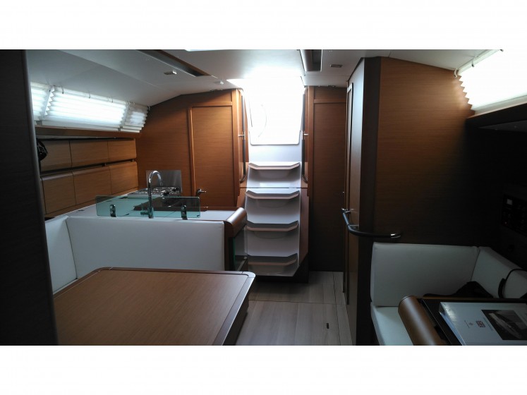 Sun Odyssey 419 - Yacht Charter Sailica