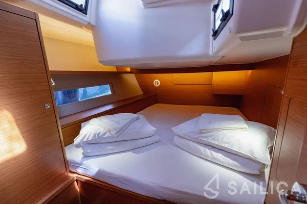 Dufour 470 - Yacht Charter Sailica