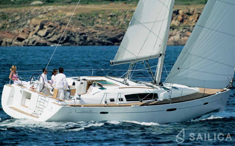 Oceanis 46 - Yacht Charter Sailica