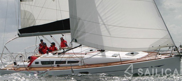 Sun Odyssey 42i - Yacht Charter Sailica