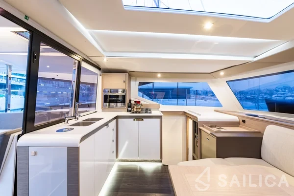 Isla 40 - Yacht Charter Sailica