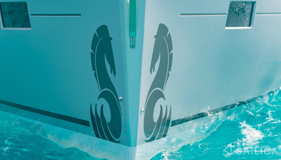 Oceanis 41.1 - Yacht Charter Sailica