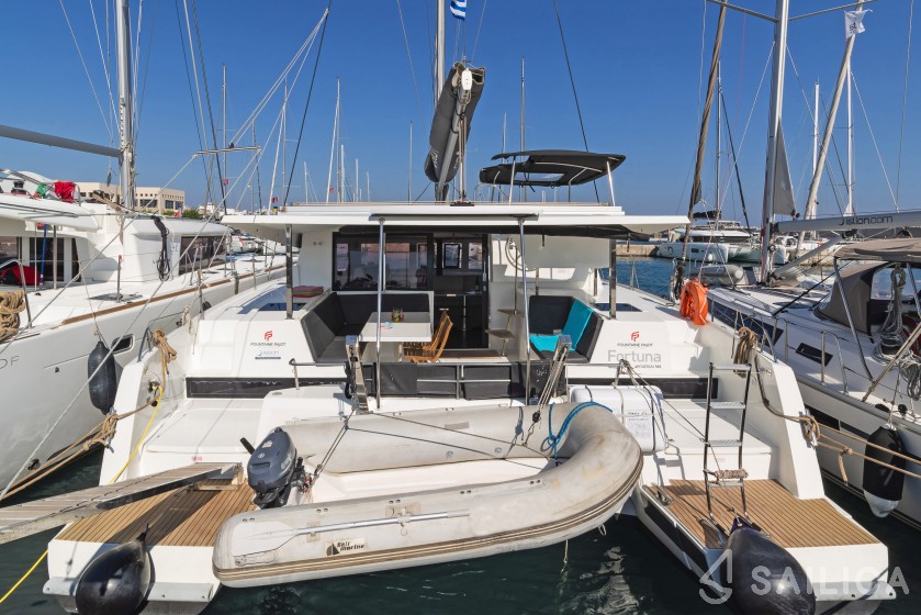 Lucia 40 - Yacht Charter Sailica
