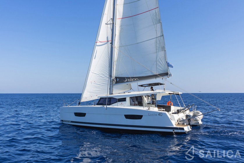Lucia 40 - Yacht Charter Sailica