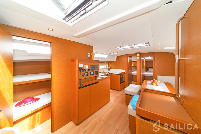Sun Odyssey 490 - Yacht Charter Sailica